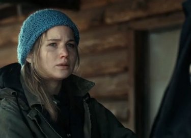 Jennifer Lawrence in un primo piano tratto dal film Winter's Bone.