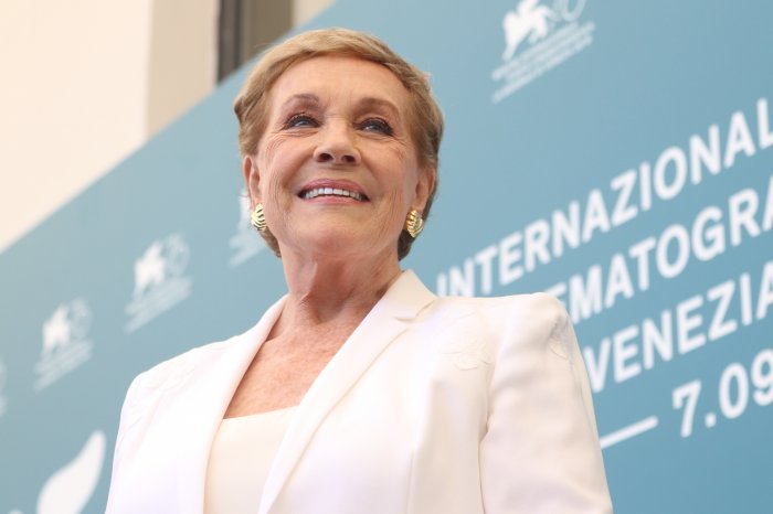 Julie Andrews: 'Ho evitato molestie a Hollywood perché temevano mio marito Blake Edwards'